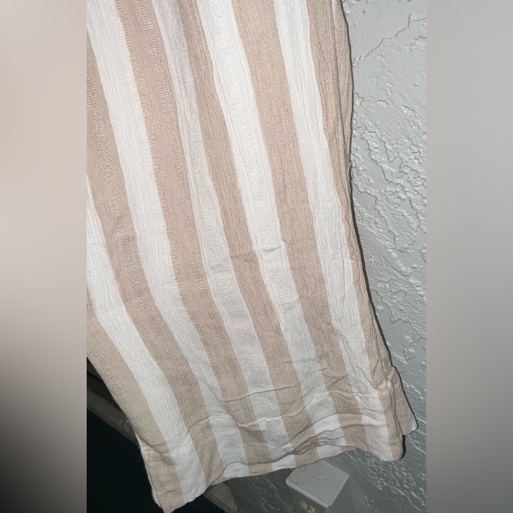 American Eagle Outfitters Beige and White Striped Pants - Picture 4 of 8